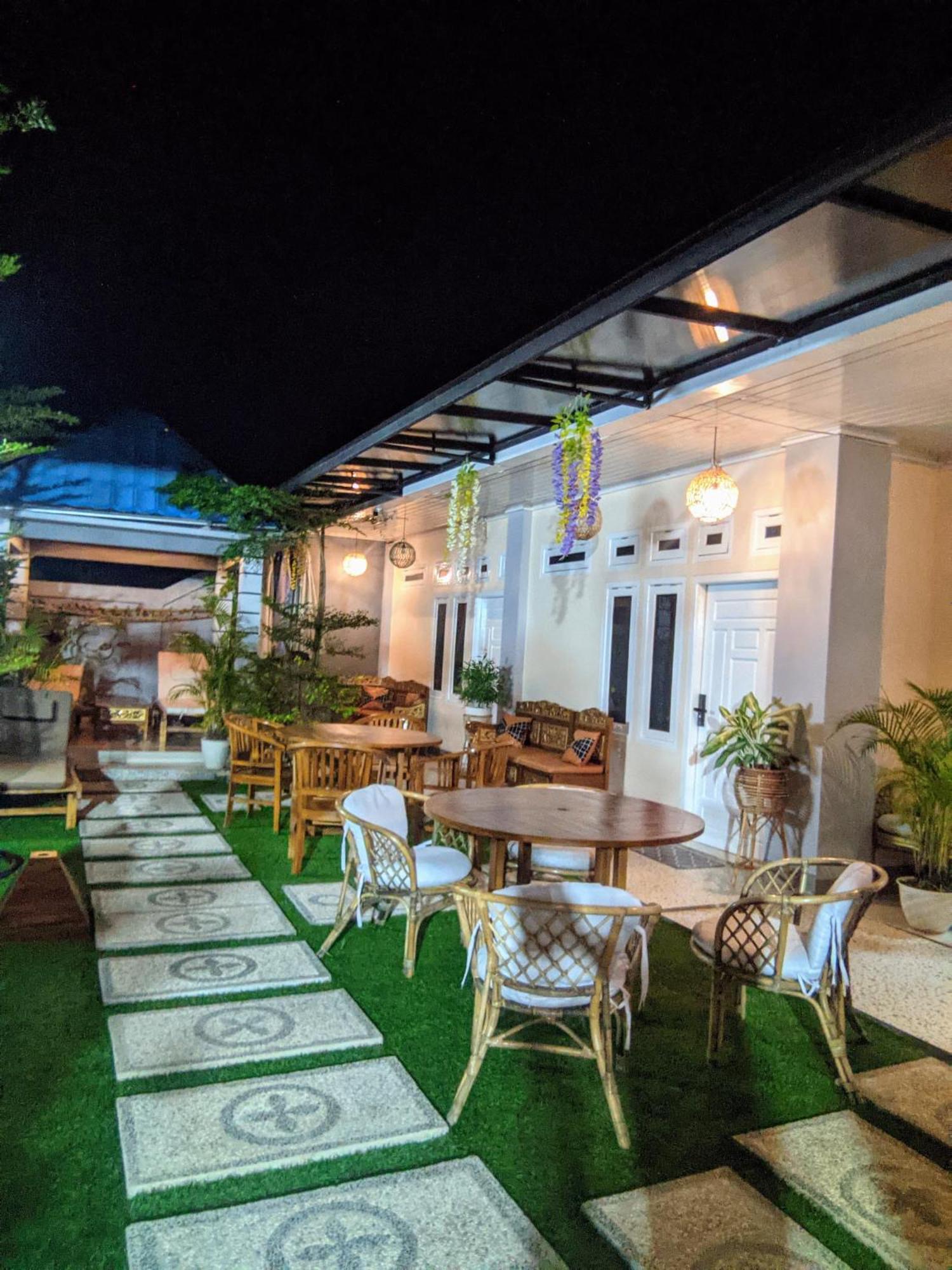 La Geiro Villa Labuan Bajo Exterior foto