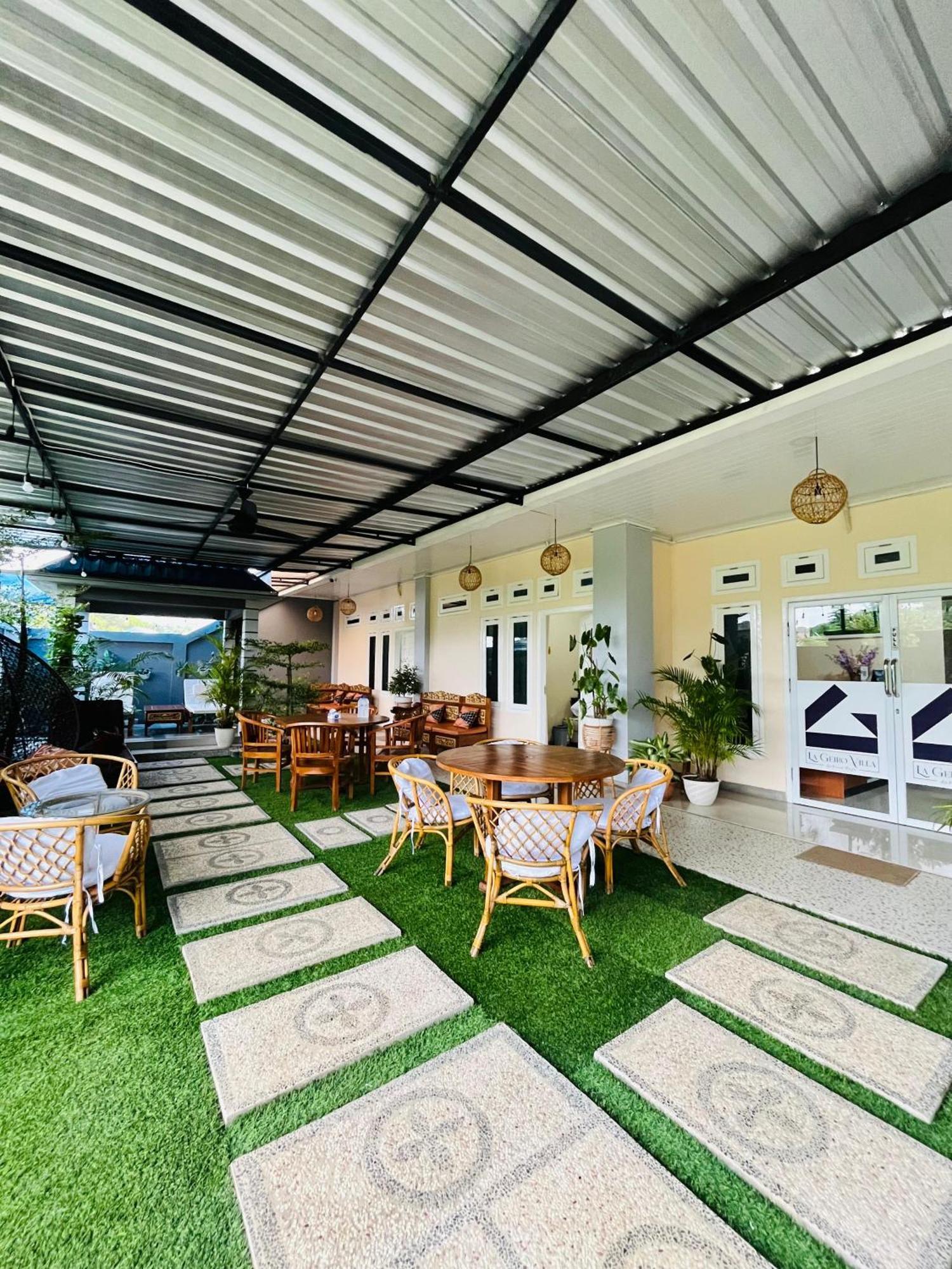 La Geiro Villa Labuan Bajo Exterior foto